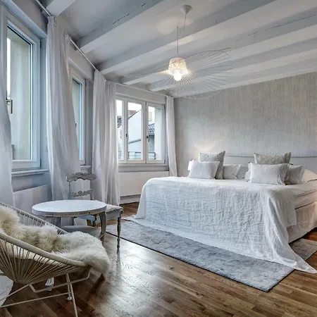 Herengracht Deluxe Apt * Амстердам